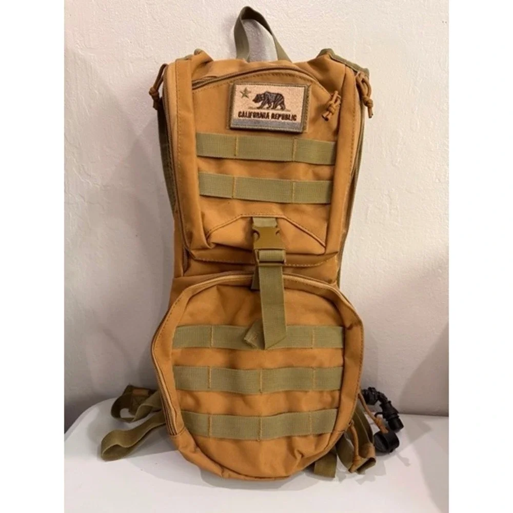 ANTARCTICA NWOT Tactical Hydration Pack Coyote Brown MOLLE Hiking Backpack